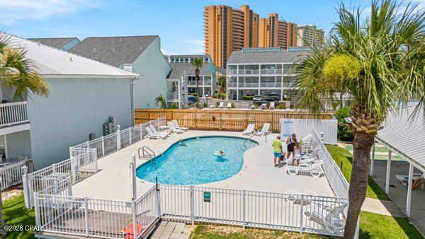 2 bedroom Attached at 17642 Front Beach Road C1, Wendwood Condo, Panama City Beach — photo 4