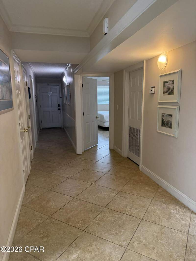 3 bedroom Condominium at 5801 S Thomas Drive 701, Regency Towers, Panama City — photo 4