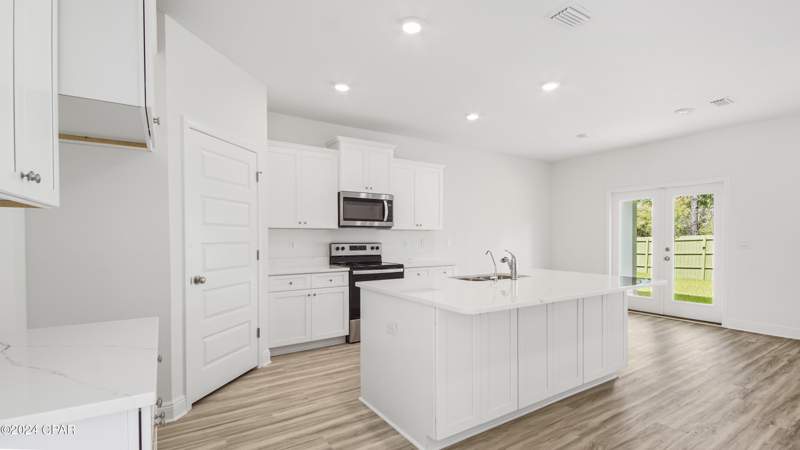 5 bedroom SingleFamilyResidence at 557 Hancock Way, Bayside at Ward Creek, Panama City Beach — photo 5