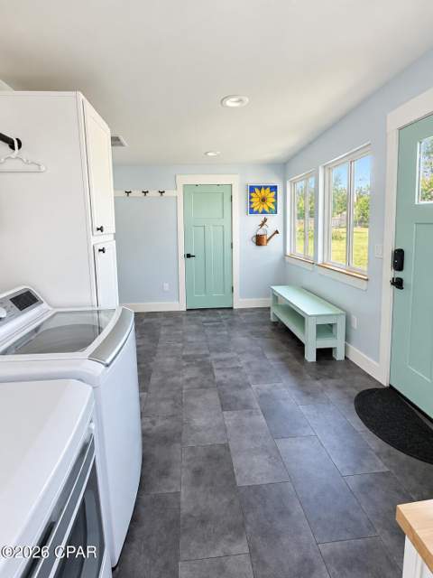 10122 Highway 2301, Youngstown FL - photo 21 of 83
