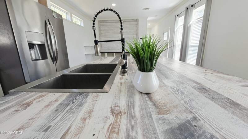 3 bedroom ManufacturedHome at 11925 Camellia Street, Green Hills, Fountain — photo 4
