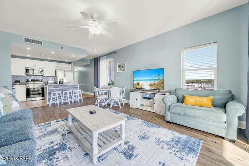 4 bedroom Condominium at 9902 S Thomas Drive 538, Laketown Wharf, Panama City — photo 2