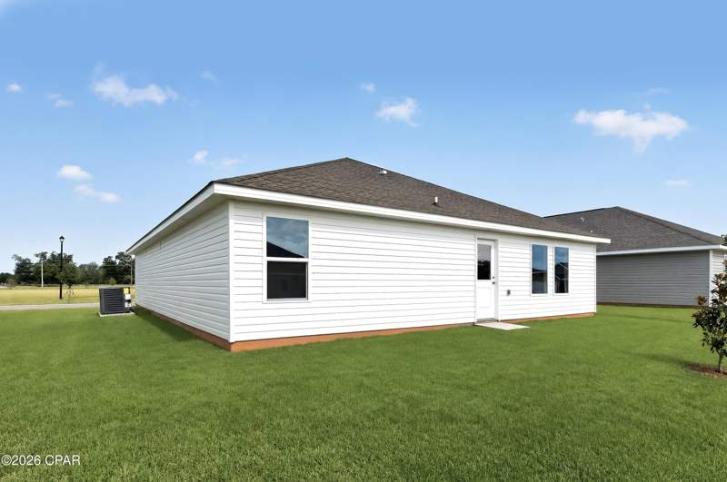 3 bedroom SingleFamilyResidence at 3865 Wall Street Hs 127, Magnolia Ridge, Panama City — photo 2