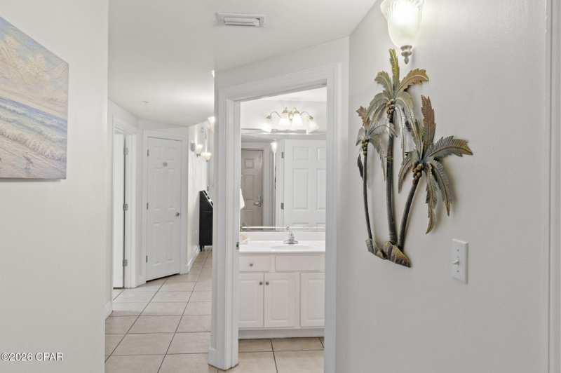 2 bedroom Condominium at 14825 Front Beach Road 1904, Sunrise Beach, Panama City — photo 1