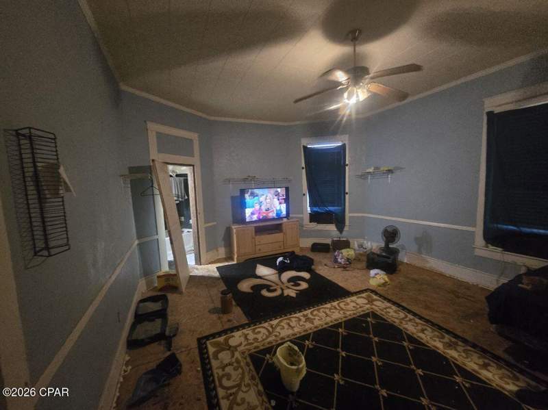 5 bedroom SingleFamilyResidence at 302 E Nebraska Avenue, Bonifay, Bonifay — photo 5