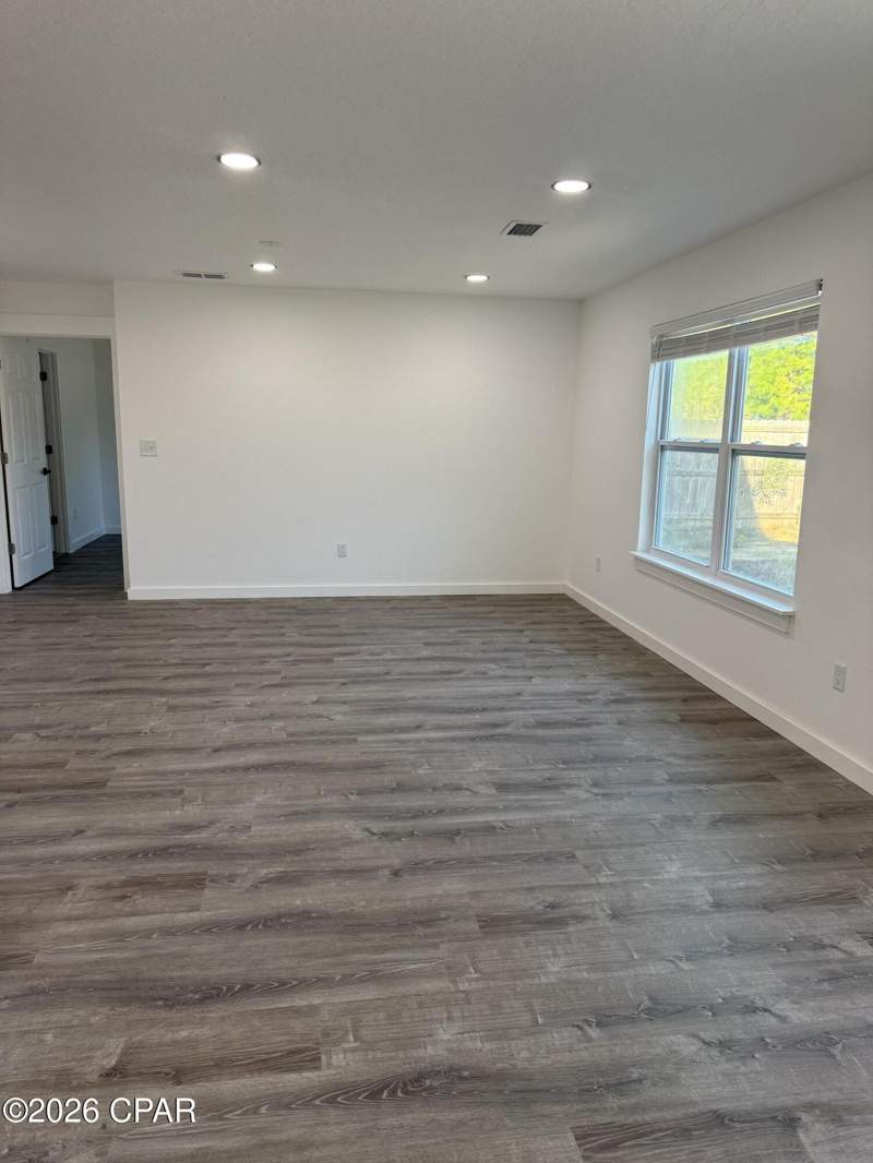 5 bedroom SingleFamilyResidence at 7183 Hatteras Boulevard, Olde Towne Village, Panama City — photo 5
