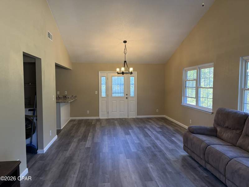 2 bedroom SingleFamilyResidence at 995 Highlands Circle, Compass Lake Hills Unit 6, Alford — photo 4