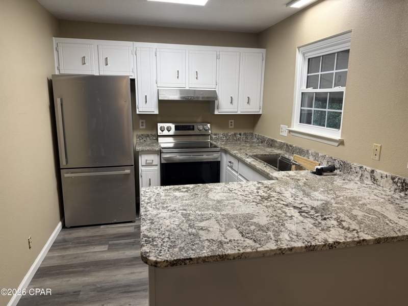 2 bedroom SingleFamilyResidence at 995 Highlands Circle, Compass Lake Hills Unit 6, Alford — photo 5