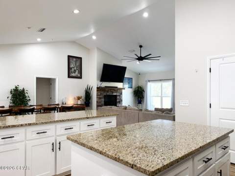5863 Catalina Lane, Greenwood FL - photo 10 of 63