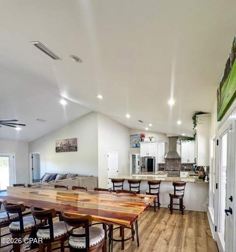 5863 Catalina Lane, Greenwood FL - photo 6 of 63