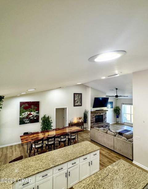 5863 Catalina Lane, Greenwood FL - photo 8 of 63