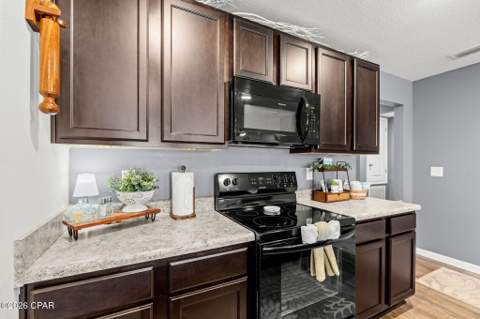 157 Merrion Road, Southport FL - photo 19 of 44