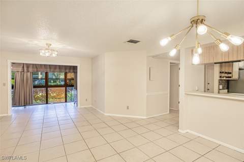 8061 S Woods Cir 4, Fort Myers FL - photo 12 of 38