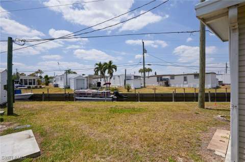 5558 Palm Beach Blvd 214, Fort Myers FL - photo 24 of 25