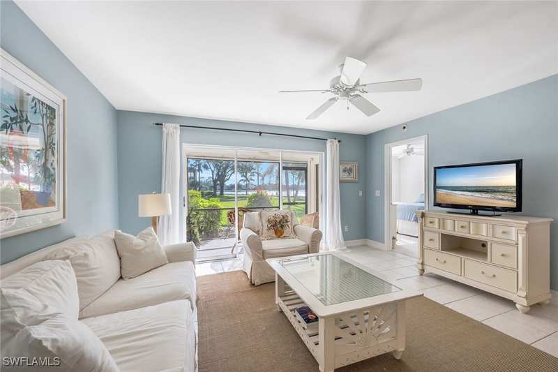 2 bedroom Condominium at 2922 Kings Lake Blvd 2922, Windsor At Kings Lake, Naples — photo 1