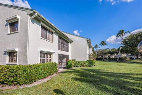2922 Kings Lake Blvd 2922, Naples FL - photo 20 of 25