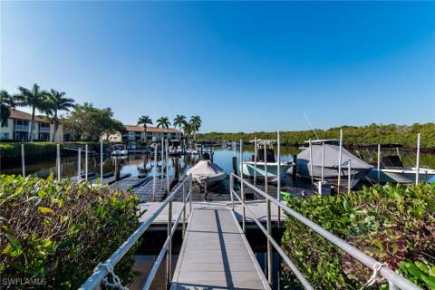 194 Newport Dr 903, Naples FL - photo 22 of 38