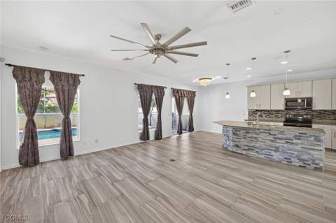 2858 Via Campania St, Fort Myers FL - photo 8 of 38