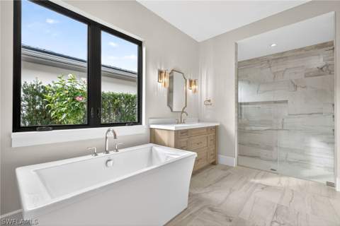 2055 Cambridge Park Dr, Naples FL - photo 19 of 40