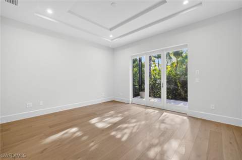 2032 Cambridge Park Dr, Naples FL - photo 15 of 39