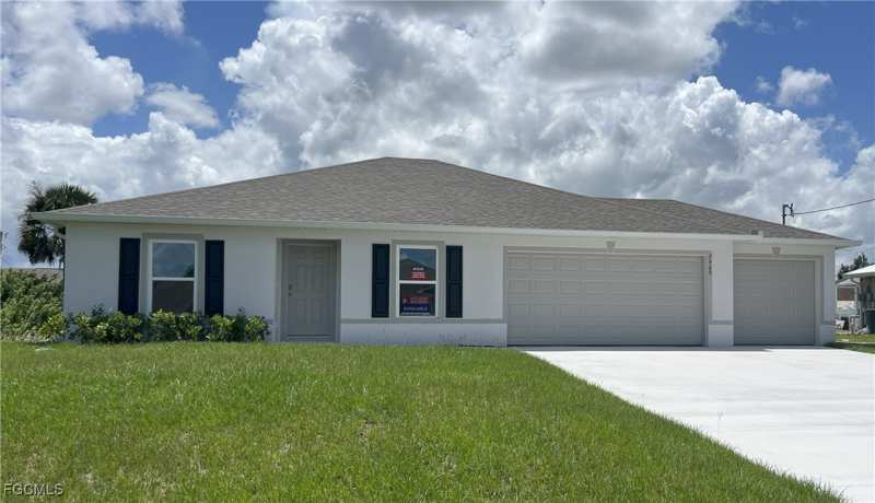 3 bedroom SingleFamilyResidence at 2909 43rd St SW, Lehigh Acres, Lehigh Acres — photo 1