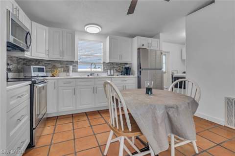 228 Mamie St, Chokoloskee FL - photo 12 of 25