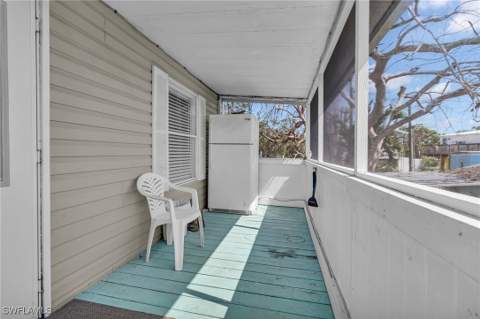 228 Mamie St, Chokoloskee FL - photo 8 of 25