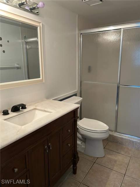 5651 Rattlesnake Hamm Rd C-107, Naples FL - photo 12 of 20