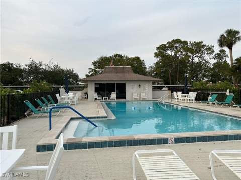 5651 Rattlesnake Hamm Rd C-107, Naples FL - photo 18 of 20