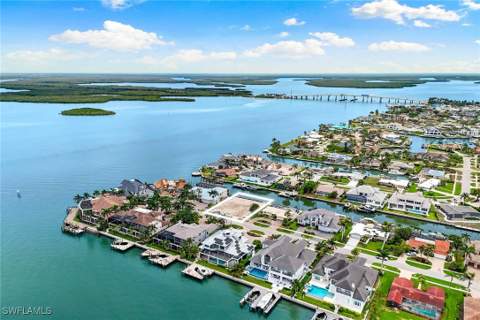 1285 Orange Ct, Marco Island FL - photo 6 of 50