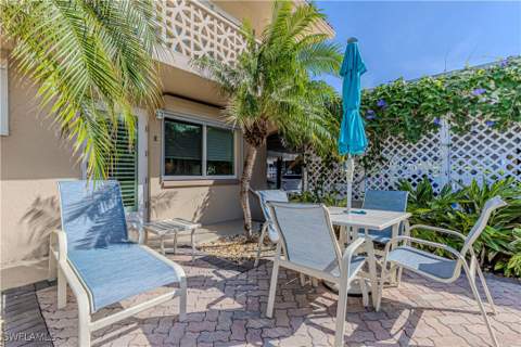 320 14th Ave S 320E, Naples FL - photo 17 of 23