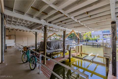 320 14th Ave S 320E, Naples FL - photo 18 of 23