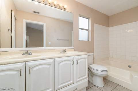 302 NE 10th Ter, Cape Coral FL - photo 11 of 15