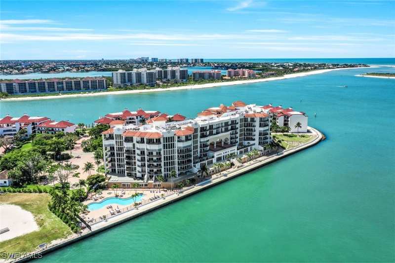 3 bedroom Condominium at 700 La Peninsula Blvd 401, Twin Dolphins, Naples — photo 1