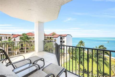 700 La Peninsula Blvd 401, Naples FL - photo 23 of 46