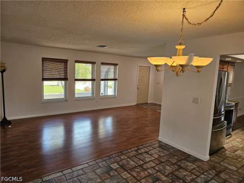 1404 SE 22nd Ter, Cape Coral FL - photo 13 of 41