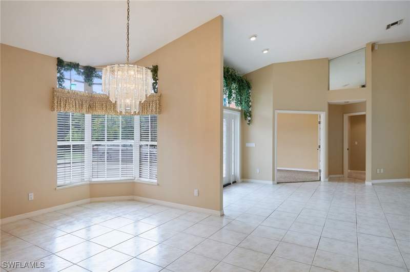 4 bedroom SingleFamilyResidence at 3667 Liberty Sq, Heritage Farms, Fort Myers — photo 3