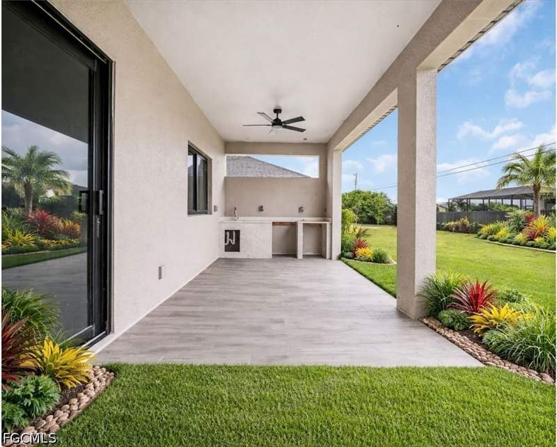 4 bedroom SingleFamilyResidence at 305 Diplomat Pkwy E, Cape Coral, Cape Coral — photo 3