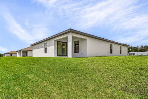 868 Gen D Macarthur Ave, Labelle FL - photo 15 of 22