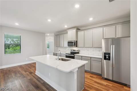 939 Admiral Bull Halsey Ave, Labelle FL - photo 15 of 50