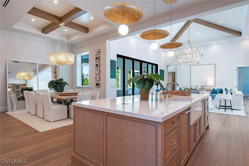 5 bedroom SingleFamilyResidence at 777 Binnacle Dr, Moorings, Naples — photo 5