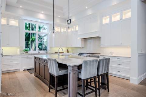 702 Bobwhite Ln, Naples FL - photo 12 of 44