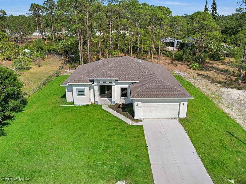 3 bedroom SingleFamilyResidence at 902 Williams Ave, Lehigh Acres, Lehigh Acres — photo 1