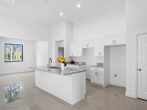 902 Williams Ave, Lehigh Acres FL - photo 10 of 35