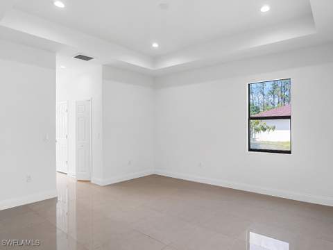 902 Williams Ave, Lehigh Acres FL - photo 14 of 35