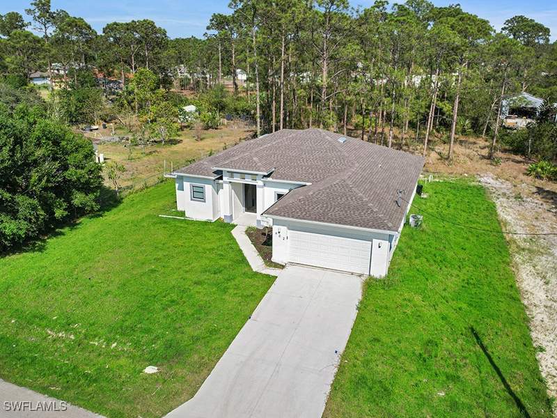 3 bedroom SingleFamilyResidence at 902 Williams Ave, Lehigh Acres, Lehigh Acres — photo 3