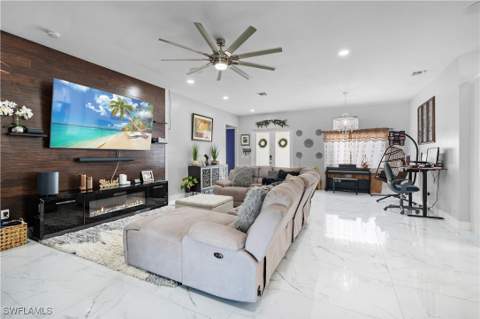 304 Bradley Ave, Lehigh Acres FL - photo 13 of 41