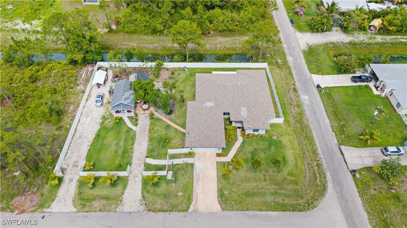 4 bedroom SingleFamilyResidence at 304 Bradley Ave, Lehigh Acres, Lehigh Acres — photo 4