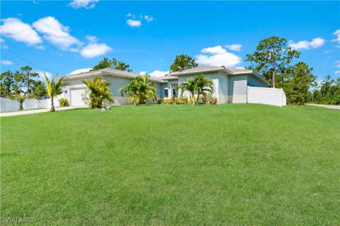 304 Bradley Ave, Lehigh Acres FL - photo 7 of 41