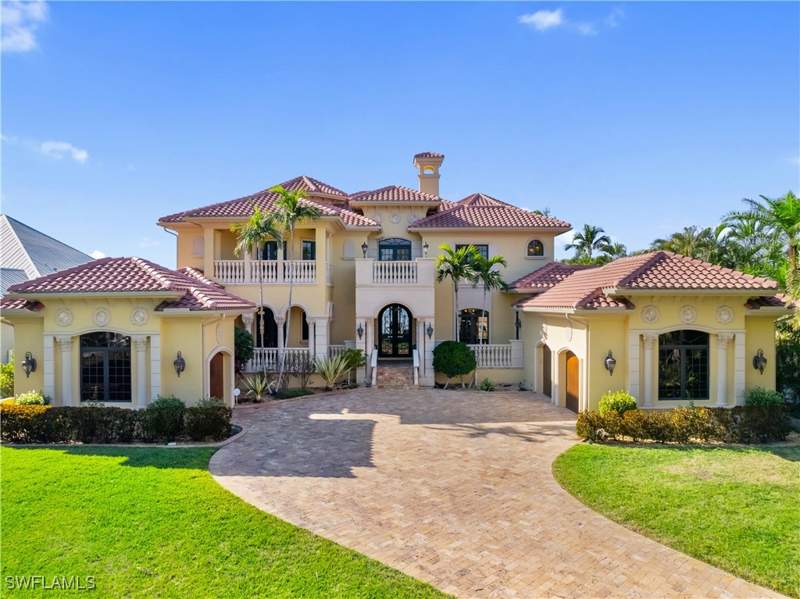 4 bedroom SingleFamilyResidence at 2704 Shriver Dr, Shriver, Fort Myers — photo 2